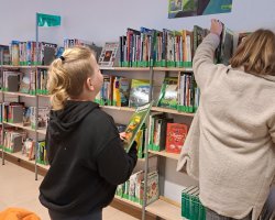 20220921Bücherei5H21.jpg
