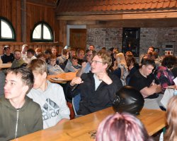 Podiumsdiskussion20220830-13.JPG
